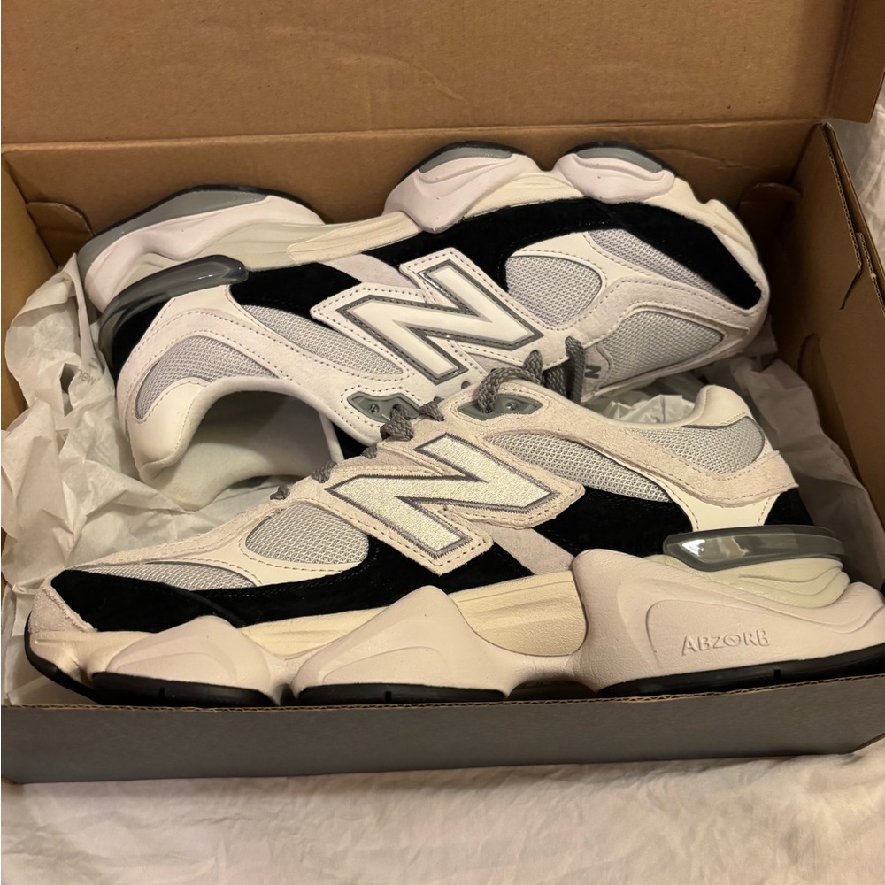 New Balance Monochrome Athletic Shoes